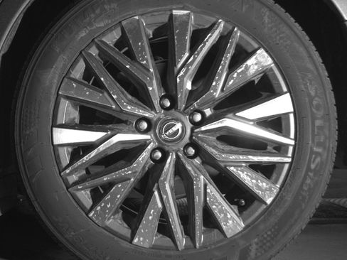 Used 2025 Nissan Altima 2.5 SV image 14