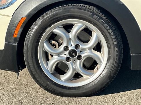 Used 2011 MINI Cooper S image 26