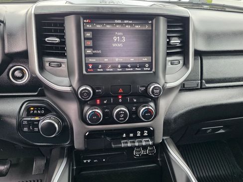 Used 2019 RAM 1500 Big Horn image 22