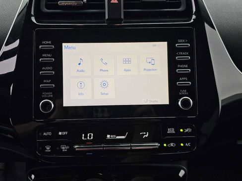 Used 2020 Toyota Prius L Eco FWD image 24