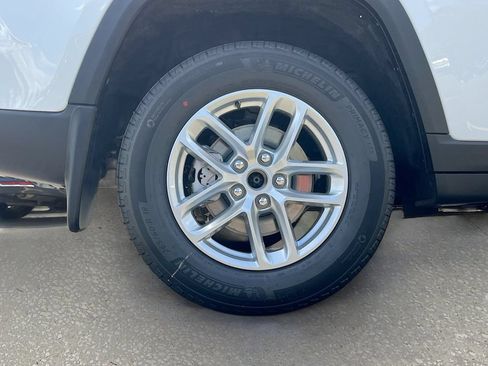 New 2026 Jeep Grand Cherokee Laredo AWD/4WD image 26