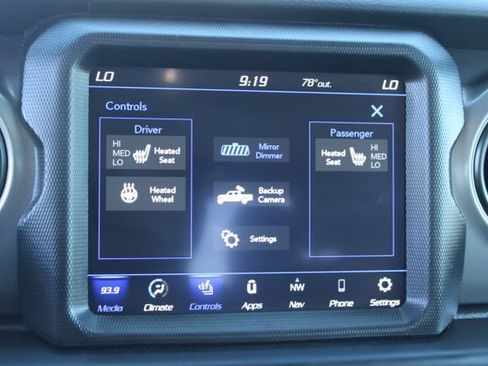 Used 2023 Jeep Gladiator Sport AWD/4WD image 29