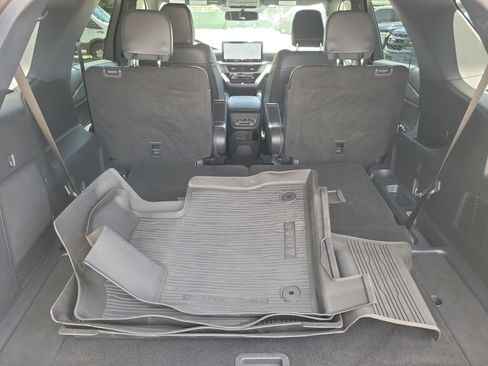 Certified 2025 Ford Explorer ST RWD image 15