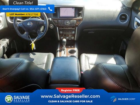 Used 2013 Nissan Pathfinder Platinum w/ Platinum Premium Pkg image 11