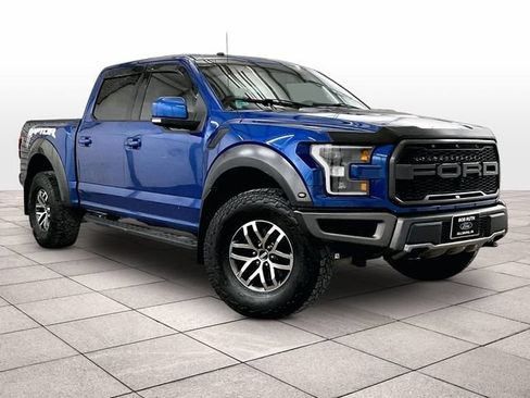 Used 2017 Ford F150 Raptor w/ Equipment Group 802A Luxury AWD/4WD image 3