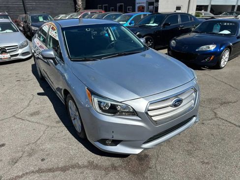 Used 2017 Subaru Legacy 2.5i Premium image 2