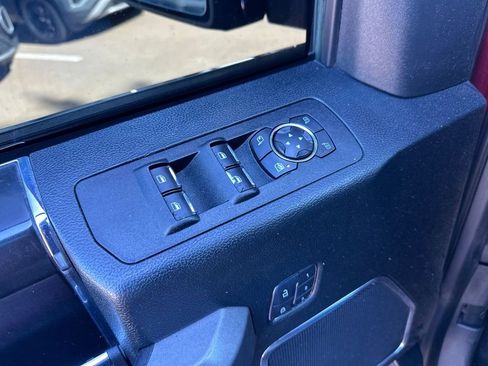 Used 2018 Ford F150 Platinum w/ Equipment Group 701A Luxury RWD image 20