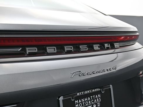 Certified 2024 Porsche Panamera 4 image 14
