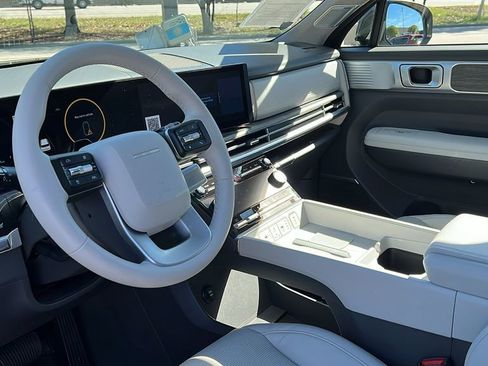 Certified 2024 Hyundai Santa Fe Limited image 2