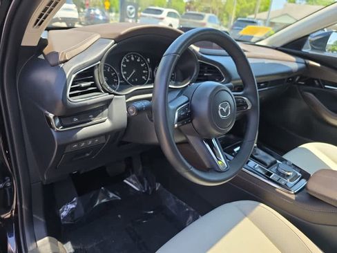 Used 2025 MAZDA CX-30 AWD 2.5 S w/ Premium Package image 11