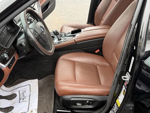 Used 2014 BMW 528i xDrive Sedan image 16