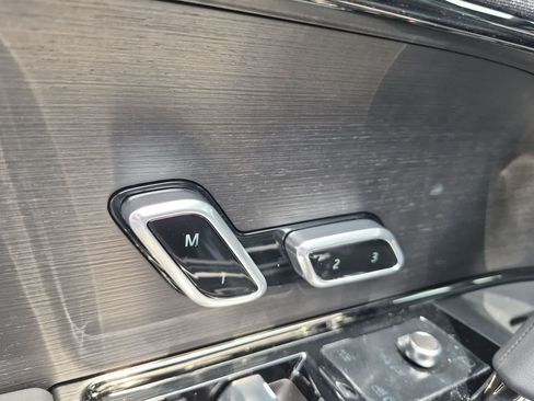 New 2026 Land Rover Range Rover Sport Dynamic SE AWD/4WD image 17