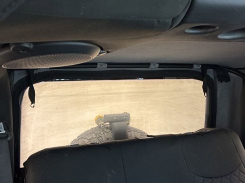 Used 2010 Jeep Wrangler Sport image 19