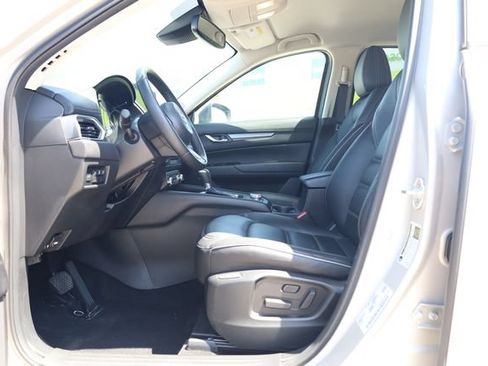 Used 2025 MAZDA CX-5 AWD 2.5 S w/ Preferred Package image 13