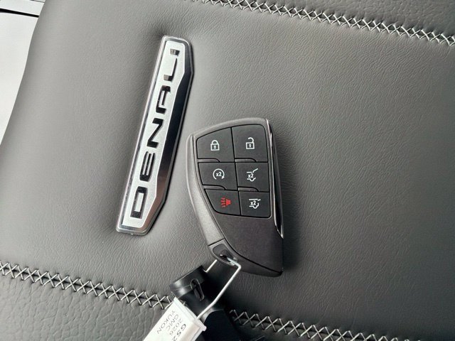 New 2026 GMC Yukon Denali w/ Denali Reserve Package AWD/4WD image 69