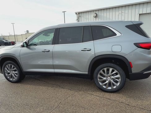 New 2026 Buick Enclave Preferred w/ Super Cruise Package image 6