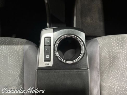 Used 2012 Toyota Prius V Three image 35