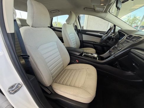 Used 2017 Ford Fusion S FWD image 16