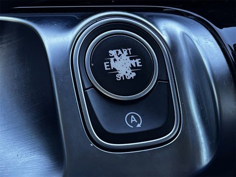 Used 2021 Mercedes-Benz GLB 250 image 19