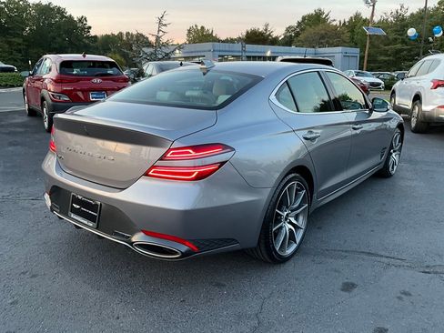 Used 2025 Genesis G70 2.5T image 7