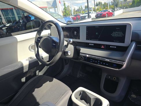Used 2024 Hyundai Ioniq 5 SEL RWD image 10