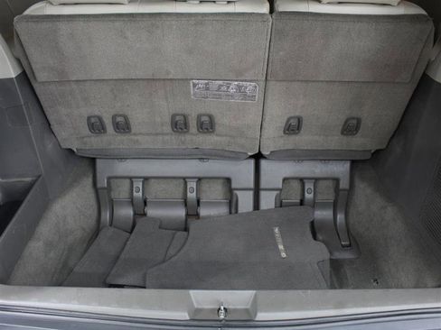 Used 2011 Toyota Sienna Limited w/ Premium Pkg FWD image 19