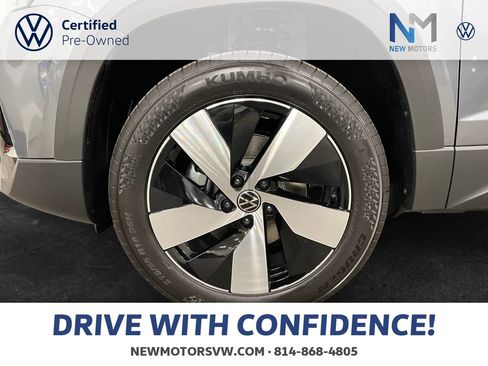 Used 2025 Volkswagen Taos S AWD/4WD image 14
