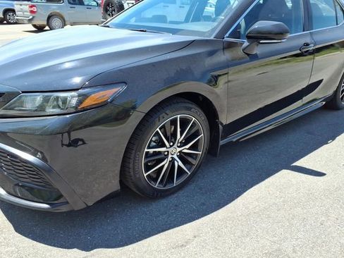 Certified 2024 Toyota Camry SE FWD image 4