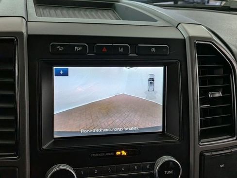 Certified 2021 Ford Expedition XLT w/ FX4 Off-Road Package image 34