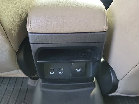 Used 2019 Ford Ranger Lariat w/ Trailer Tow Package image 13