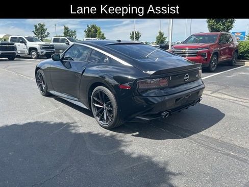 Used 2024 Nissan Z Performance w/ Floor Mat Package RWD image 3