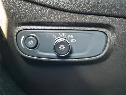 Used 2024 Chevrolet Equinox LT AWD/4WD image 17