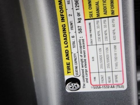 Used 2020 Ford Explorer Limited image 30