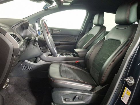 Used 2022 Ford Edge ST-Line image 16