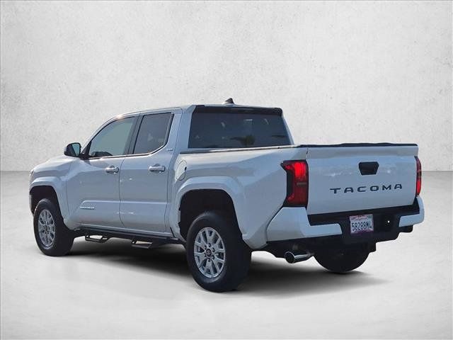 Used 2026 Toyota Tacoma SR5 RWD image 8