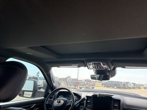 Used 2024 RAM 3500 Limited image 20