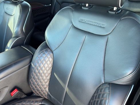 Used 2025 Jeep Grand Cherokee Summit image 13