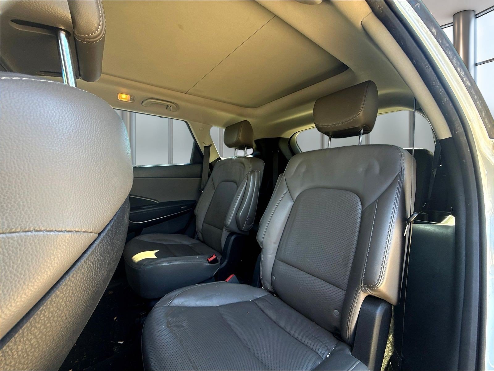 Used 2017 Hyundai Santa Fe Limited AWD/4WD image 25