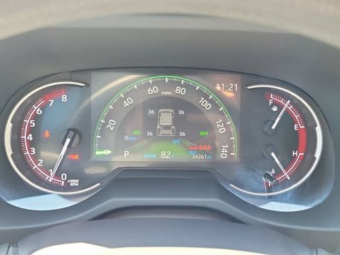 Used 2025 Toyota RAV4 XLE w/ Convenience Package FWD image 25