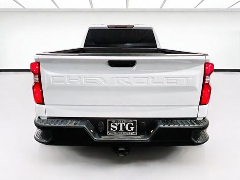 Used 2024 Chevrolet Silverado 1500 W/T w/ Trailering Package AWD/4WD image 5