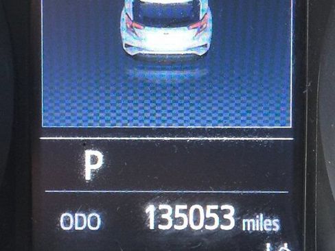 Used 2021 Toyota C-HR LE FWD image 24