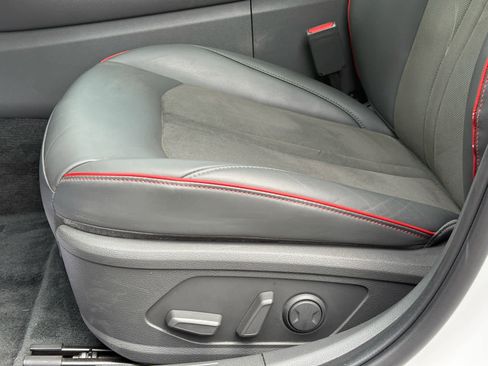 Used 2023 Hyundai Sonata SEL Plus w/ Cargo Package FWD image 13