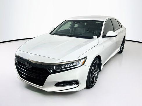 Used 2020 Honda Accord Sport image 3