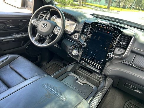 Used 2024 RAM 1500 Limited image 10