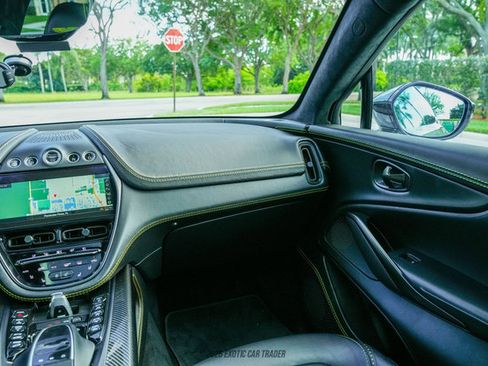 Used 2021 Aston Martin DBX AWD/4WD image 48