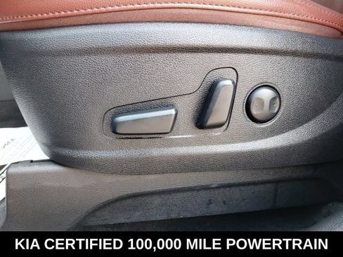 Certified 2024 Kia Telluride EX w/ EX Captain's Chair Package FWD image 22