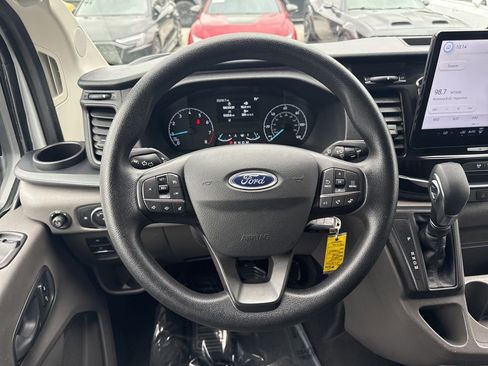 Used 2025 Ford Transit 350 XLT RWD image 13