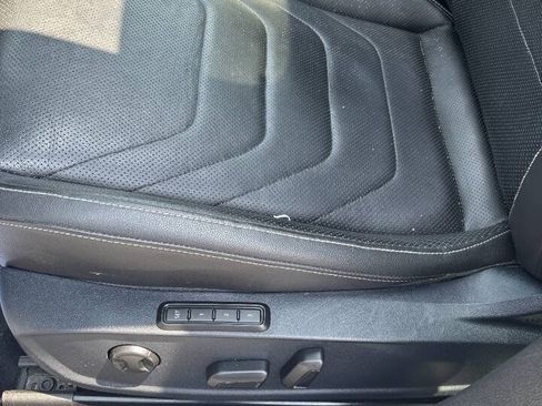 Used 2019 Volkswagen Jetta SEL Premium FWD image 17