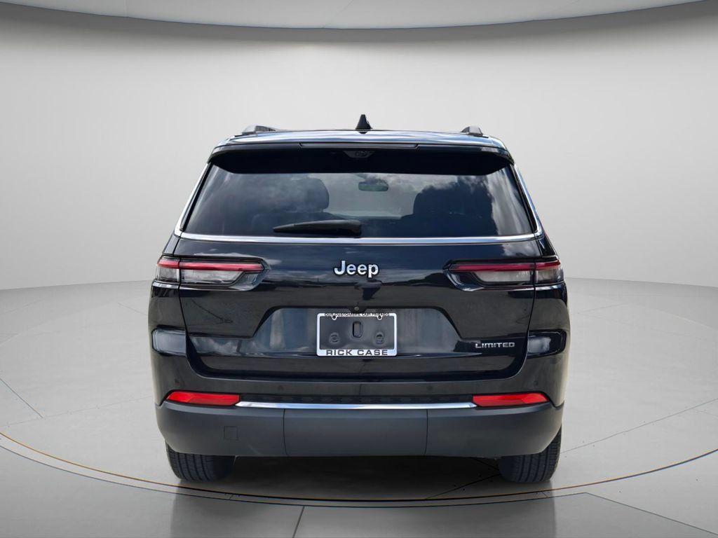 Used 2023 Jeep Grand Cherokee L Limited w/ Luxury Tech Group II RWD image 6