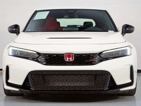 Used 2024 Honda Civic Type R image 6